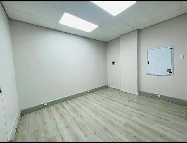 392M² OFFICE TO LET IN UMHLANGA RIDGE
